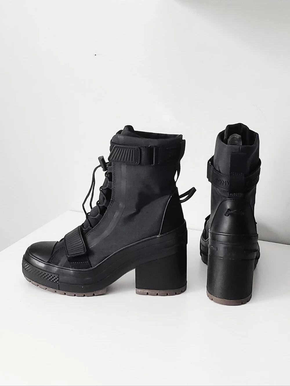 Converse Black Chuck Taylor All Star GR82 Chunky Heel Boots Size 7.5